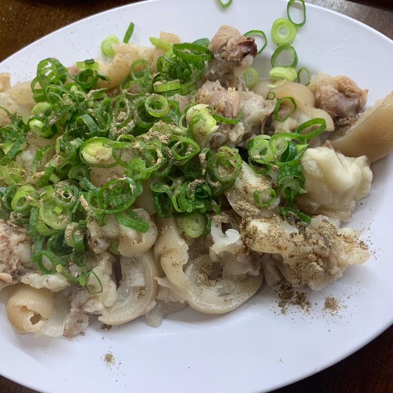 豚足(神戸ラーメン 第一旭 三宮本店)