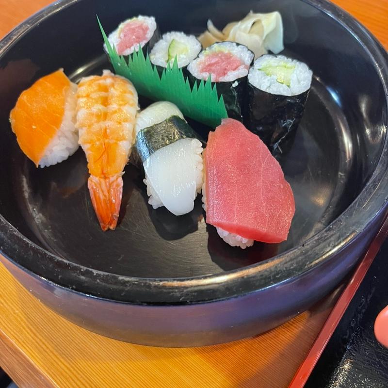 お造り御膳(ファミリー割烹 三の路)