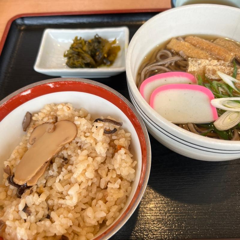 松茸ご飯とミニうどん(フリアン )