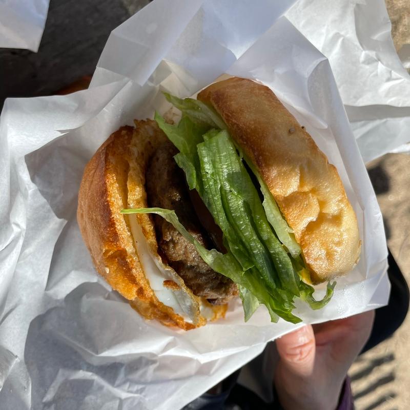 (ハンバーガー＆グリルフラワーズ)