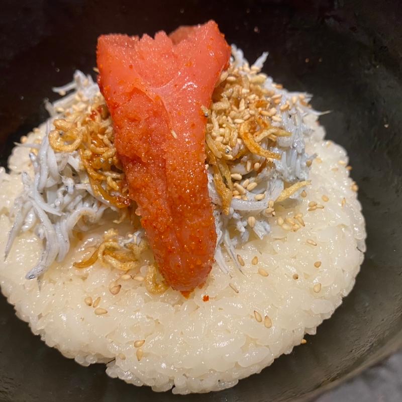 しらす明太子バターの石焼き飯(四十八漁場 内幸町店)