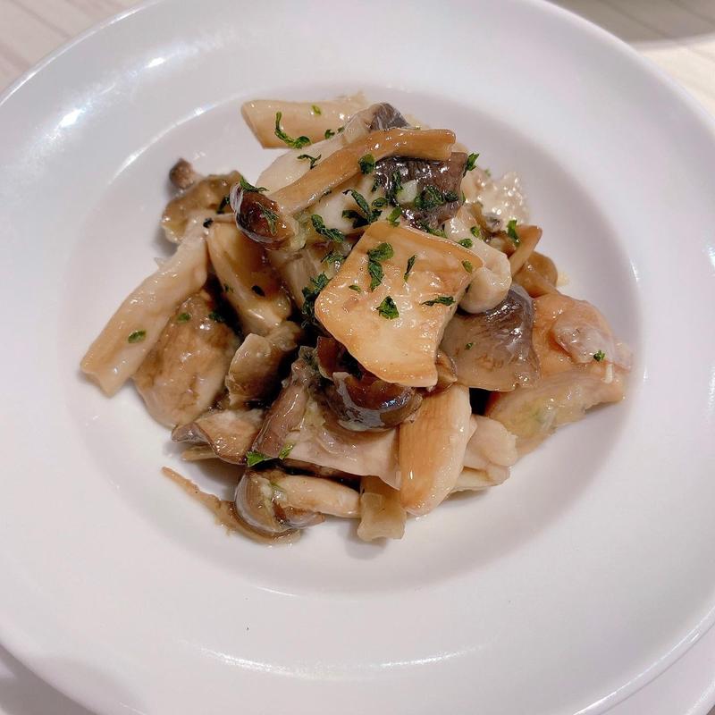 いろんなキノコのマリネ(俺のフレンチ 梅田 )