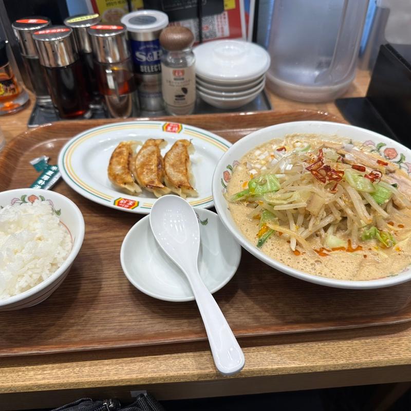 野菜たっぷり担々麺(餃子の王将 小田急マルシェ秦野店)