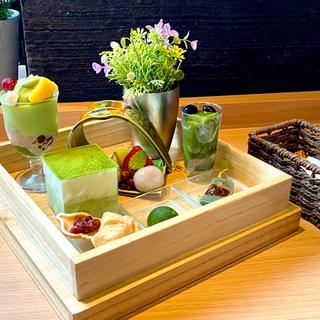 お抹茶・玉手箱スイーツ(茶筅 （Chasen チャセン）)