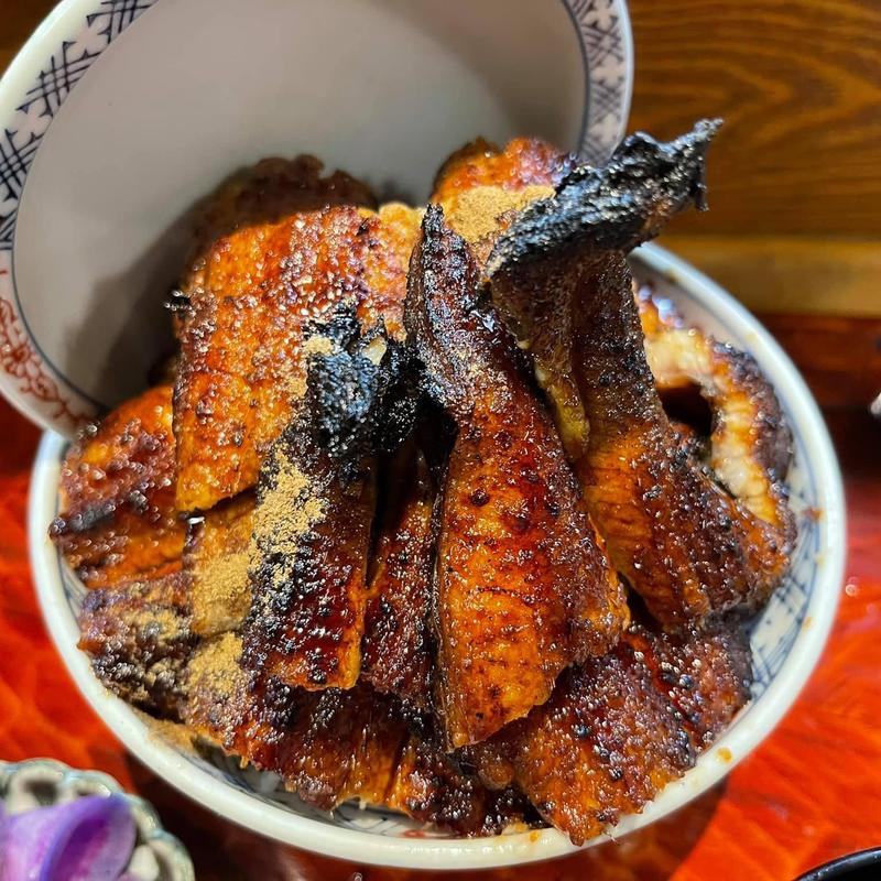 うな丼(銀座　にょろ助)