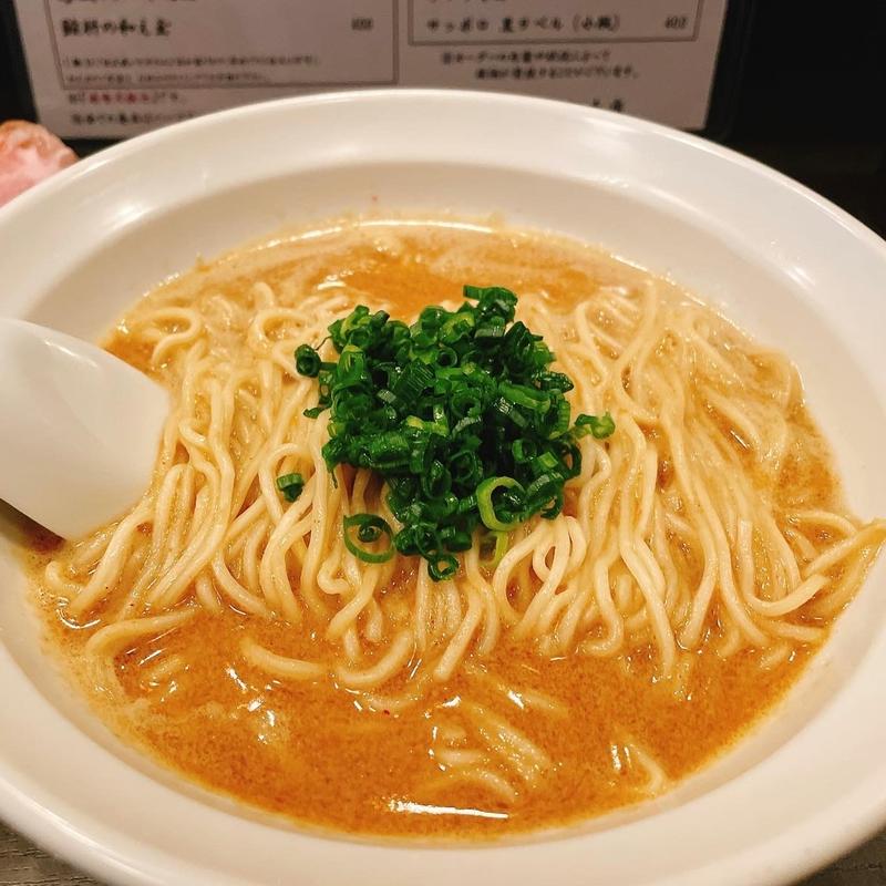 下田の地金目鯛そば、肉増し(丿貫（へちかん） 福富町本店)