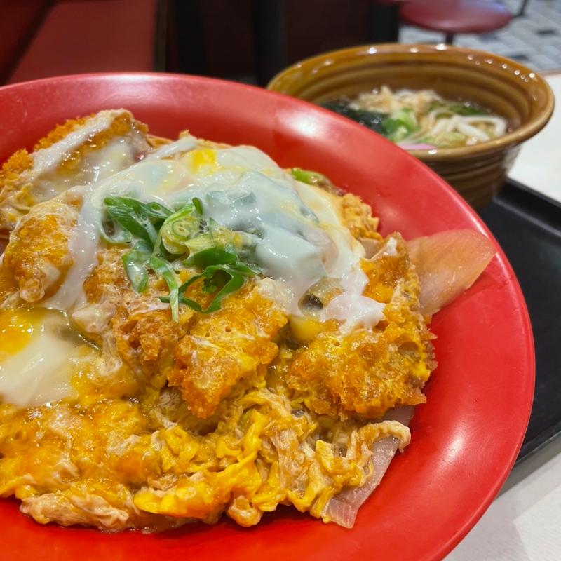 カツ丼 [小うどん付](大阪うどん きらく おおとりウィングス店)