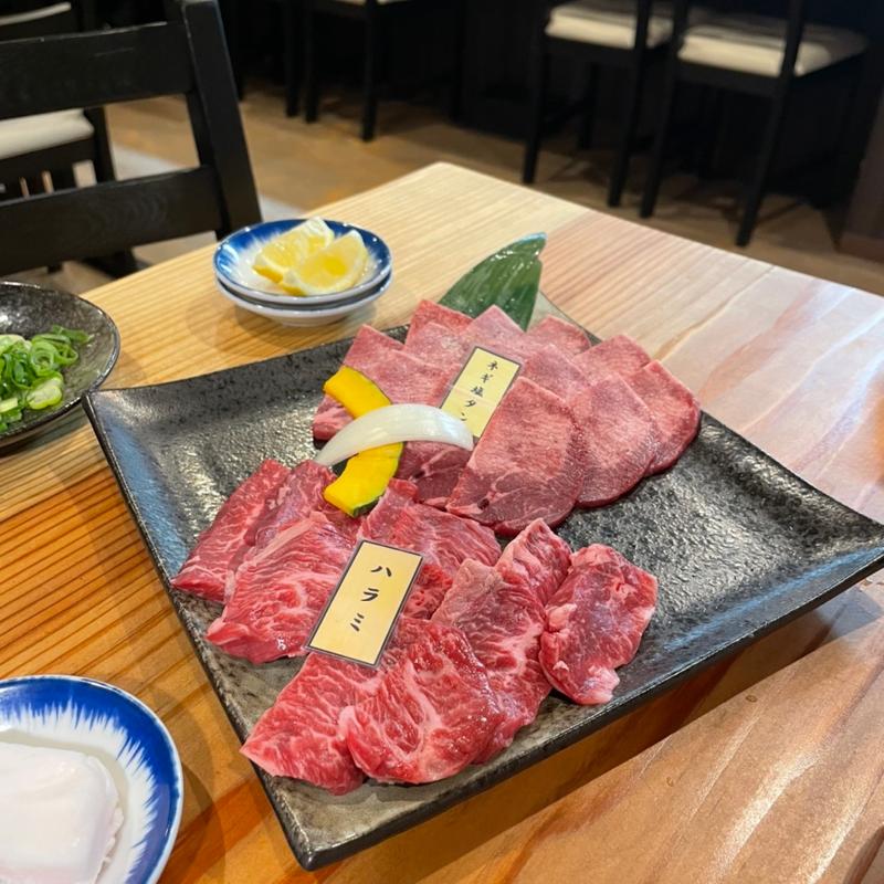 ネギ塩タン & ハラミ(焼肉苑カズ)