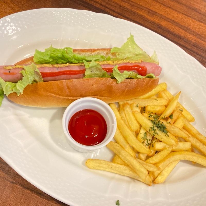 星乃ホットドッグ&ポテト(星乃珈琲店 銀座8丁目店)