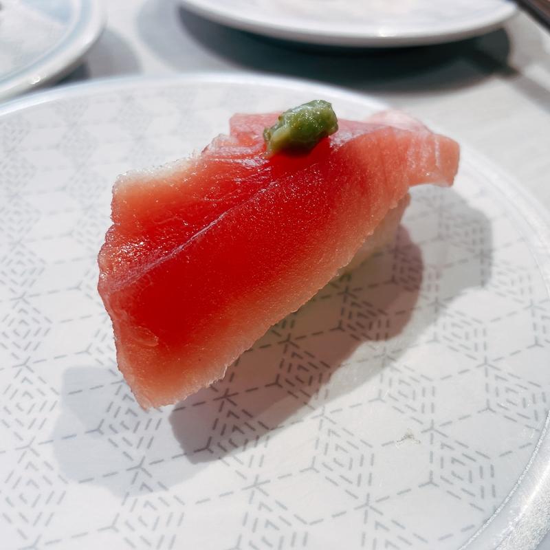 みなみまぐろ中トロ(粗切り本わさびのせ)(はま寿司 蒲田駅西口店)