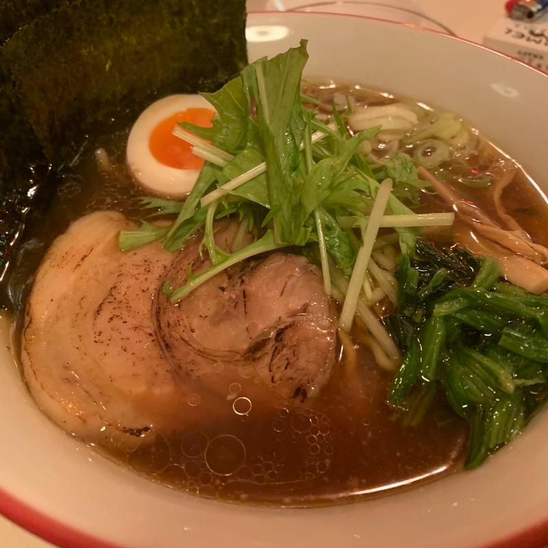 豚骨醤油ラーメン(Ramen Stand GROW)