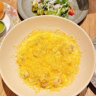神戸ポークベーコンと六甲マッシュルームの TOOTHカルボナーラ(TOOTH TOOTH MART STORE & CAFE)