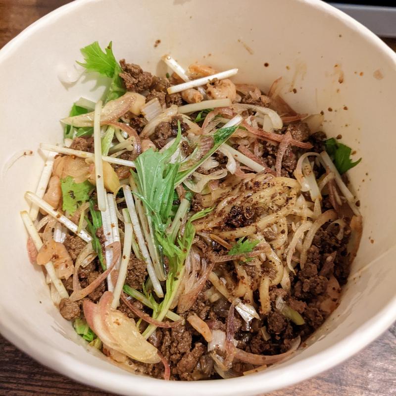 汁なし坦々麺 白ごま(汁なし担担麺 ピリリ)