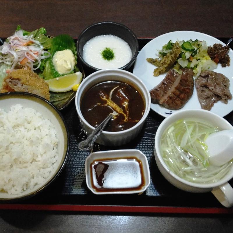 牛たんまん福セット(牛たん炭焼き 利久 サンモール一番町店 （ぎゅうたんすみやき りきゅう）)