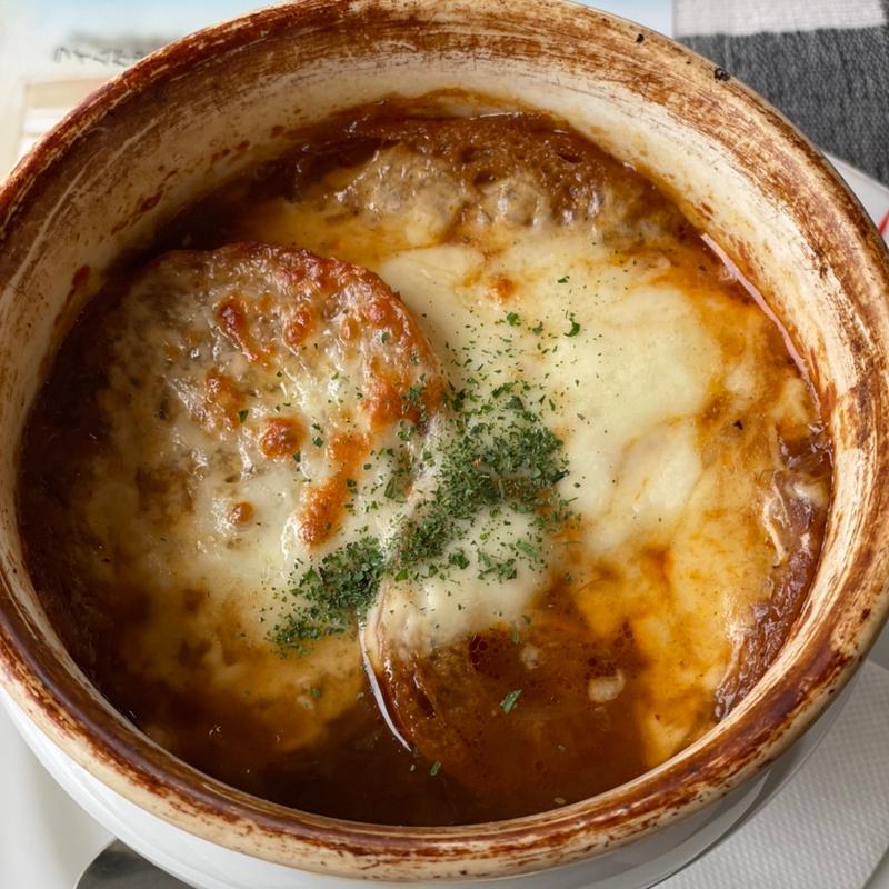 オニオングラタンスープ(iＬ ＣＨＩＡＮＴＩ ＢＥＡＣＨＥ)