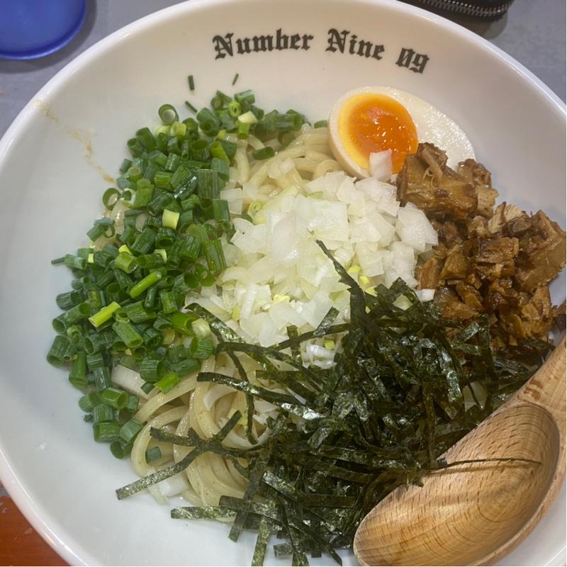 油そば(ナンバーナイン 09)