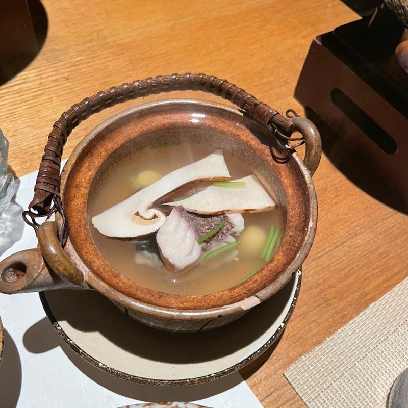 土瓶蒸し(和食料理店 海奴(みやこ))