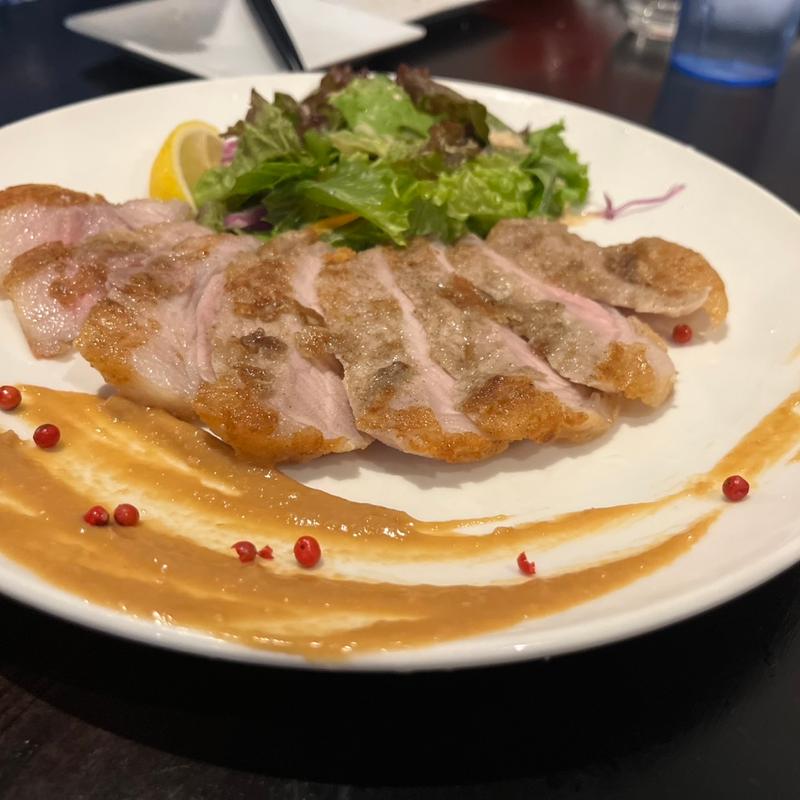 芳寿豚の熟成ふみ酒粕ソース(肉ト肴 立売堀発酵酒場 日本酒のめるとこ。)