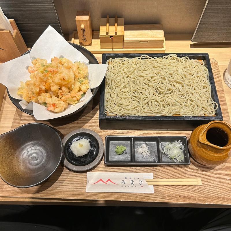 海鮮天チラシせいろ　大盛(蕎麦きり みまき)