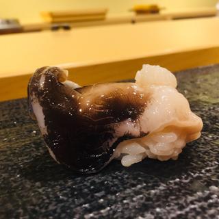 ピンコ立ちトリ貝の握り(鮨一)