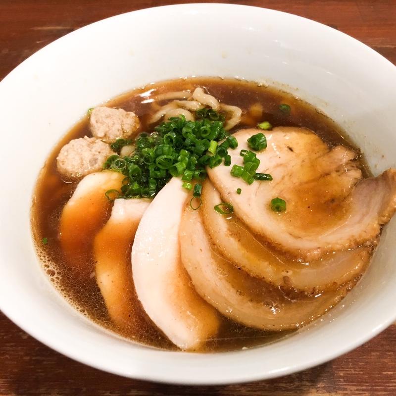 特製芳醇醤油鶏そば(麺や而今 （じこん）)