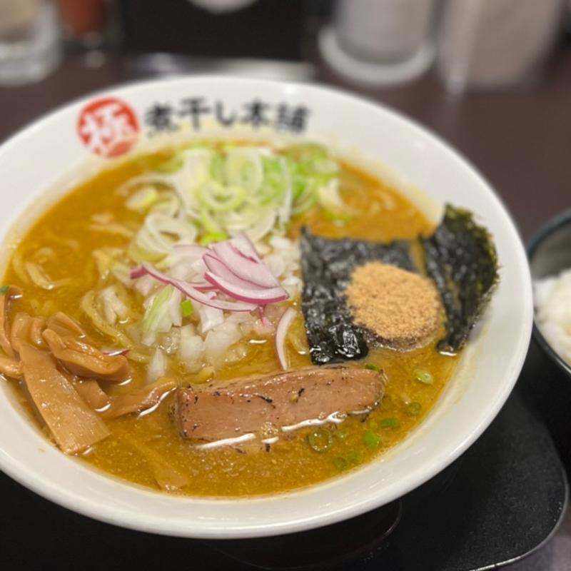 サバカレー煮干しらーめん(煮干しラーメン山岡家 狸小路4丁目店)