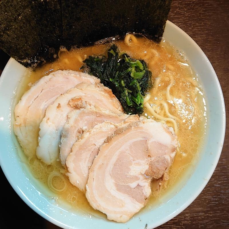 ラーメン並+チャーシュー(いずみ家 )