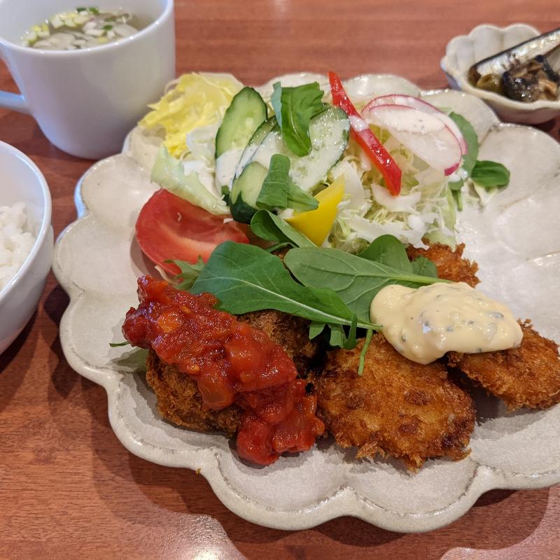 ホタテとカニクリームコロッケ(イタリアングリル芹)