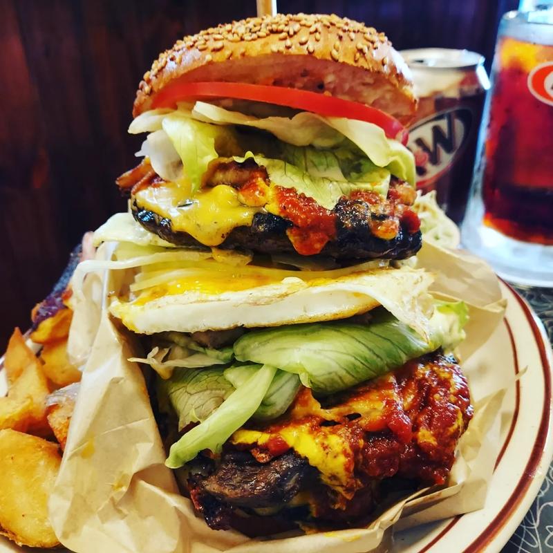 ダブルBIG BOSSバーガー(BACK HOME meal & bake （バックホーム）)