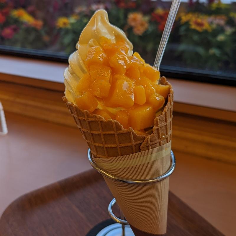 マンゴーソフトクリーム(カンナ )
