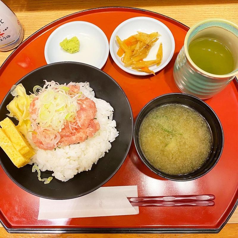 ねぎとろ丼(築地魚河岸まぐろ一代 ecute上野店)