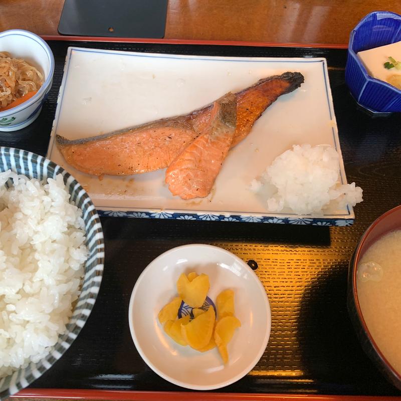 鮭の味噌漬焼定食(和風創作料理 銭形)