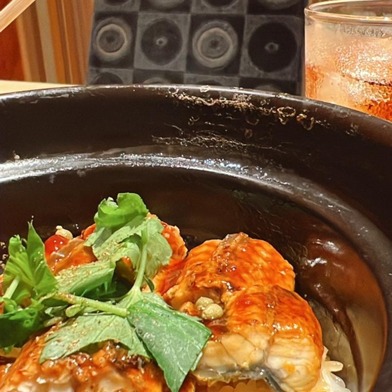 鰻と実山椒の土鍋ごはん(全席個室 じぶんどき名古屋太閤通口店)