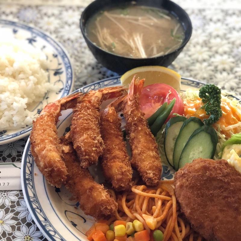 エビフライ ご飯 味噌汁(喫茶コンパ)