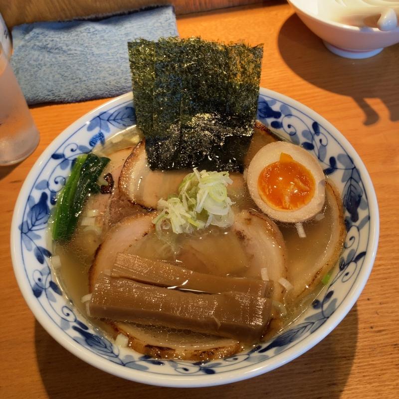 今昔支那そば炙り肉入り塩(麺家 喜多楽 （めんや きたら）)