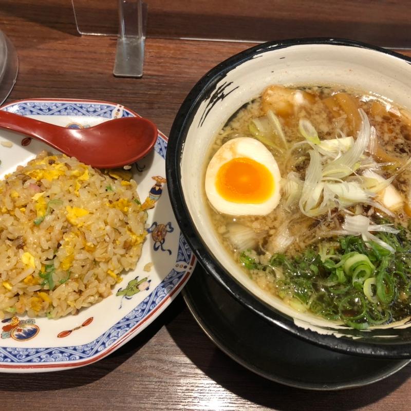 湯浅醤油黒ラーメン(中華飯店香来)