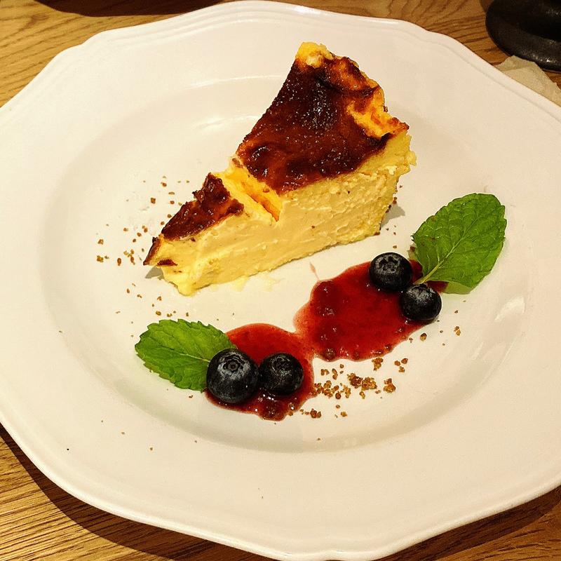 どぶろくバスクチーズケーキ(cafe patricia)