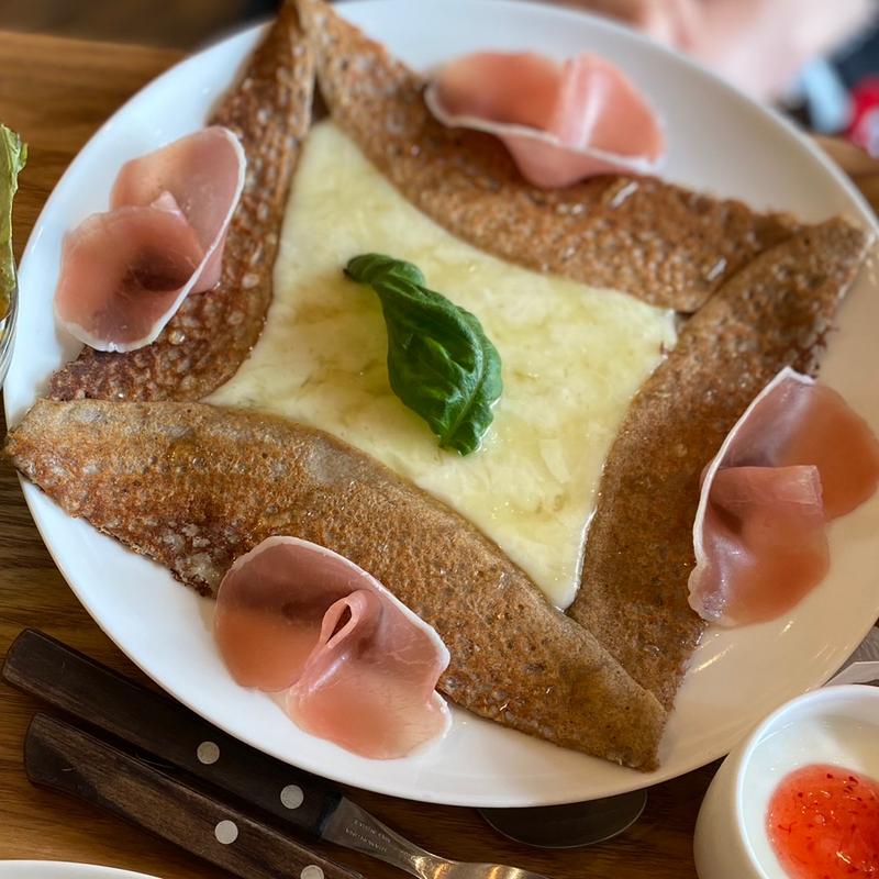 生ハムチーズとハチミツのガレット(カフェ・ポート・ブルックリン)