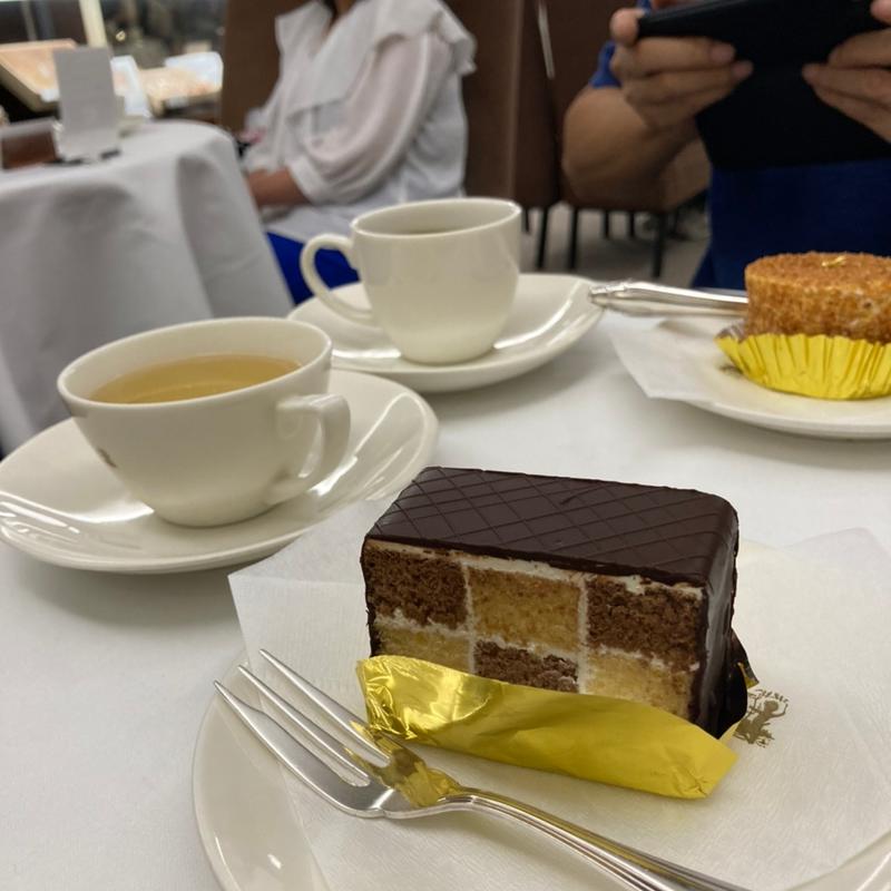 モザイクケーキ(銀座ウエスト 銀座本店)