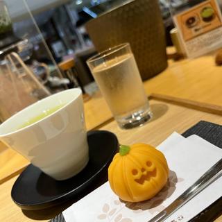 碾茶とお菓子(玉澤総本店 エスパル店 )