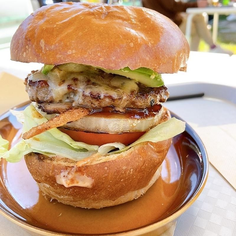 ストラトバーガー(STRATO Burger&Grill)