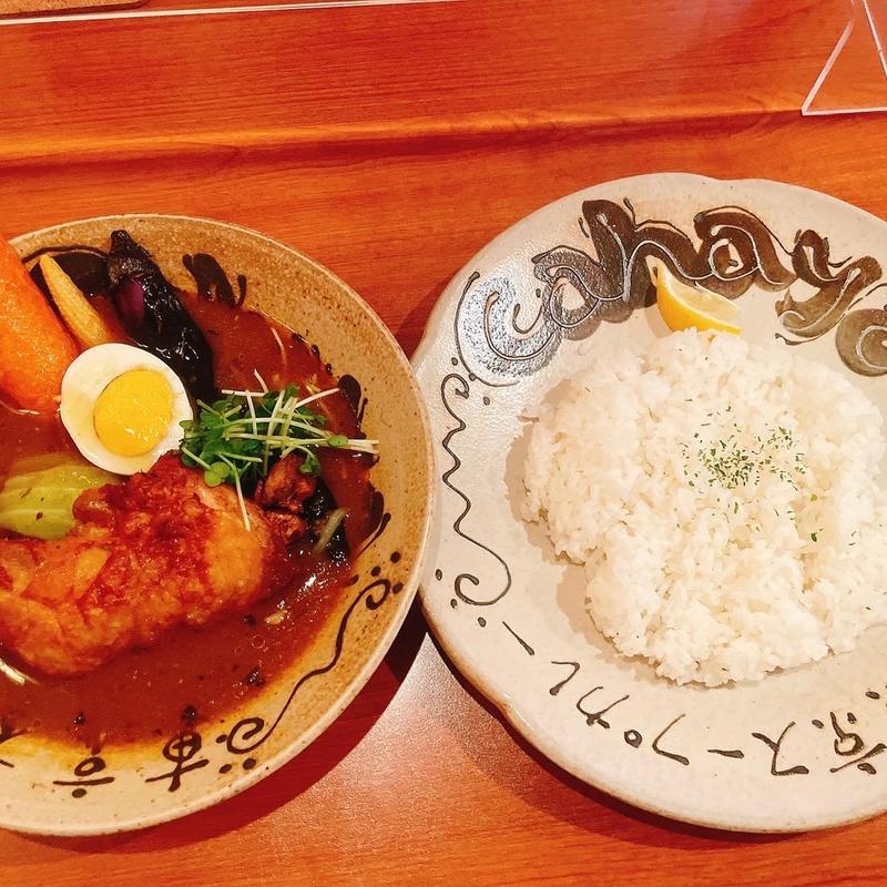 揚げ鶏ライスMサイズ、オリジナルスープ、1辛(東京スープカレーチャハヤ総本店)