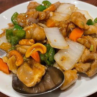 鶏肉のカシューナッツ炒め定食(興口福)