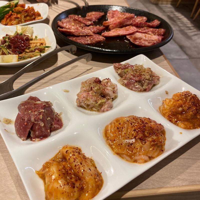 ホルモン6種(ホルモン焼道場 蔵 調布店)