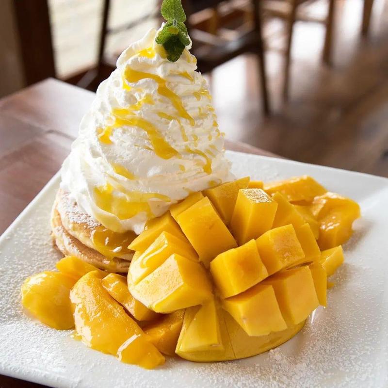 マンゴーパンケーキ(カフェ アンジェ・フレーゼ )
