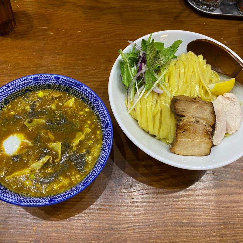 カレー煮干しつけ麺(中華そば つけ麺 百日紅 新宿店)