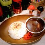 カシミールポークカレー(天満カラオケバー～ほっこりリビング田なか～)