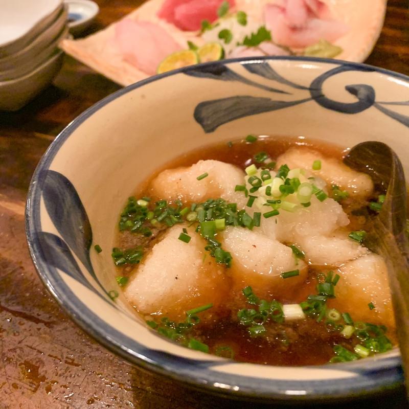 じーまみ豆腐の揚げ出し(島の食べものや南風 ぱいかじ)