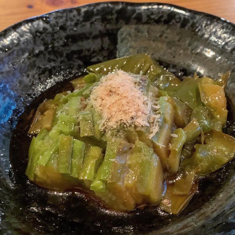 とろ茄子の揚げ浸し(大衆酒場 魚仁)