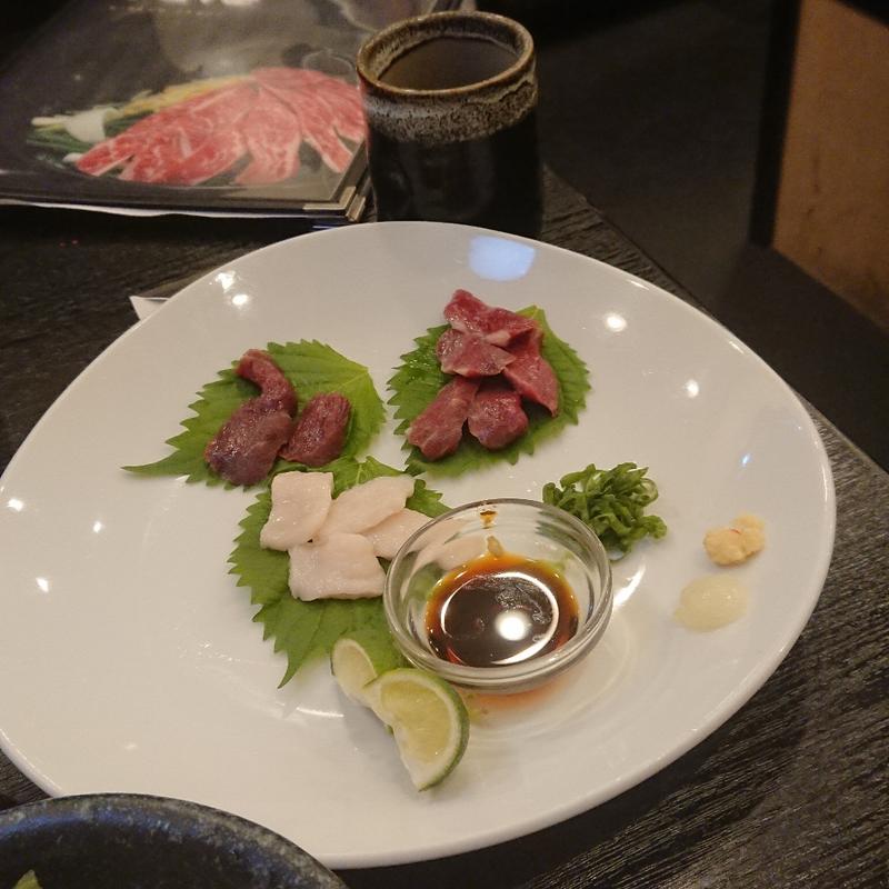 馬刺し盛り合わせ(ひらの兆治)